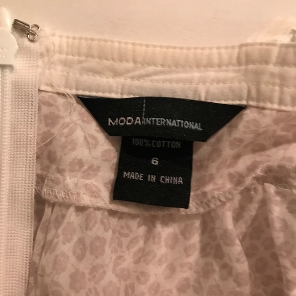 Moda International Top - Picture 4 of 4